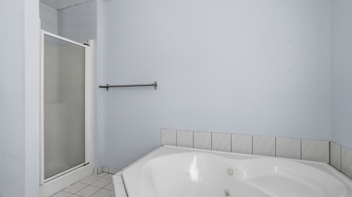 Salle de bains - 1290 159E Rue, Saint-Georges, QC - Indoor Photo Showing Bathroom