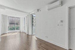 Salon - 