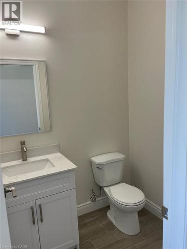 35 FIFTH Avenue Unit# 3 , Kitchener, Ontario N2C 1P5 5