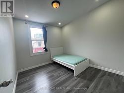 ROOM#4 - 29 GLASGOW STREET Toronto, ON M5T 2C1
