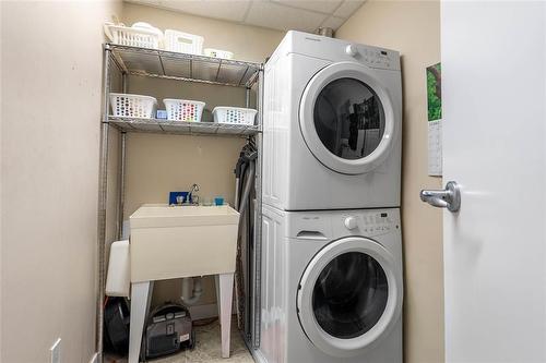 212 775 Sterling Lyon Parkway, Winnipeg, MB - Indoor Photo Showing Laundry Room