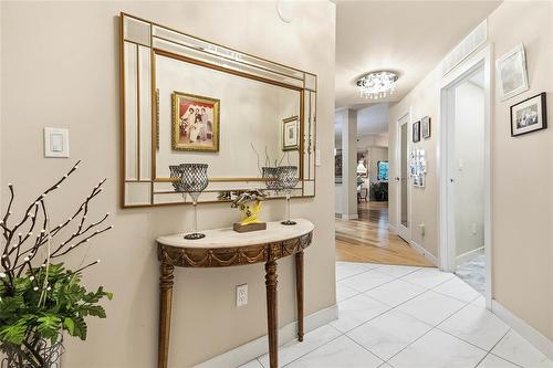 212 775 Sterling Lyon Parkway, Winnipeg, MB - Indoor Photo Showing Other Room