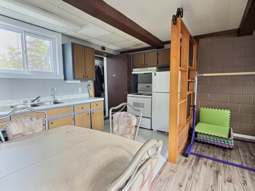 Logement - 1261 Rue Royale, Malartic, QC - Indoor Photo Showing Kitchen With Double Sink