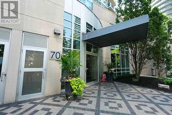 1209 - 70 ABSOLUTE AVENUE Mississauga, ON L4Z 0A4