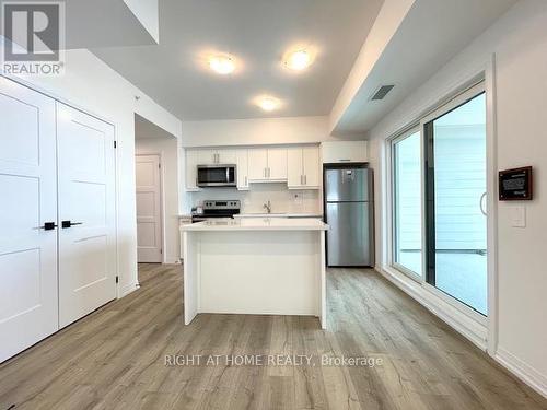 102 - 15 KNEESHAW DRIVE  Barrie, ON L9J 0X9