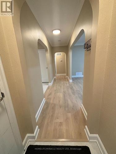UPPER FLOOR SUITE - 54 HAWMAN AVENUE , Vaughan, Ontario L4L 1S2 2