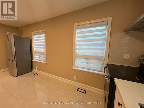 UPPER FLOOR SUITE - 54 HAWMAN AVENUE , Vaughan, Ontario L4L 1S2 5