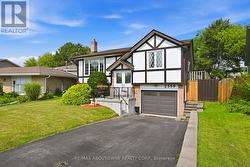 2339 GILLINGHAM DRIVE  Burlington, ON L7P 4G5