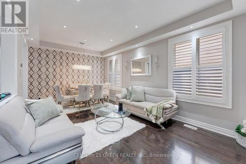 3 Lisson Crescent, Brampton, ON - Indoor Photo Showing Living Room