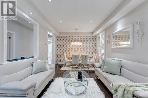 3 Lisson Crescent, Brampton, ON - Indoor Photo Showing Living Room