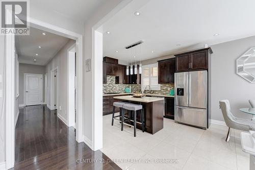 3 Lisson Crescent, Brampton, ON - Indoor Photo Showing Kitchen