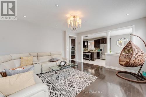 3 Lisson Crescent, Brampton, ON - Indoor