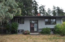 4719 West Saanich Rd Saanich, BC V8Z 3G9
