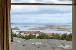 1012 Highview Terr  Nanaimo, BC V9R 6K5