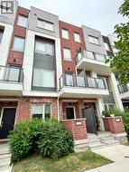 26 WILLIAM DUNCAN ROAD Toronto, ON M3K 0C7