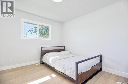 1614 Mckercher Drive, Saskatoon, SK - Indoor Photo Showing Bedroom