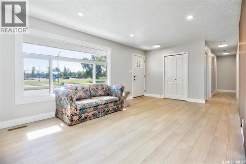 1614 Mckercher Drive, Saskatoon, SK - Indoor