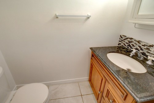 Salle d'eau - 521 Rue Hyman, Dollard-Des-Ormeaux, QC - Indoor Photo Showing Bathroom