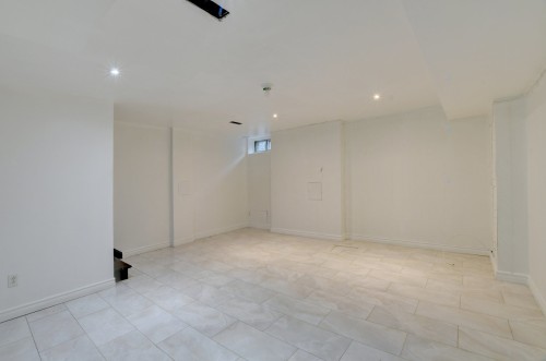 Sous-sol - 521 Rue Hyman, Dollard-Des-Ormeaux, QC - Indoor Photo Showing Other Room