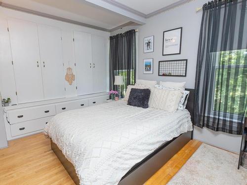 44 John Street, Shelburne, NS - Indoor Photo Showing Bedroom