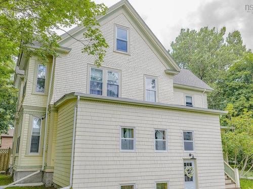 44 John Street, Shelburne, NS - Outdoor