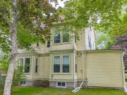 44 John Street, Shelburne, NS - Outdoor