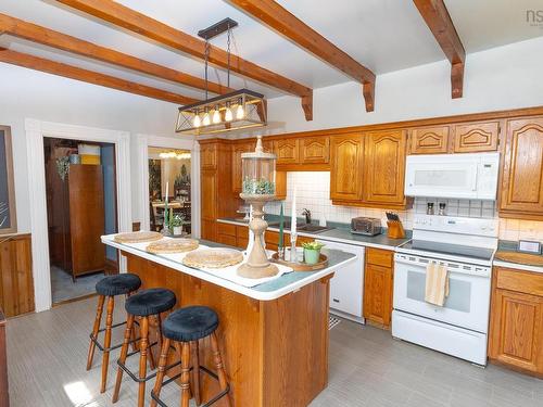 44 John Street, Shelburne, NS - Indoor Photo Showing Kitchen