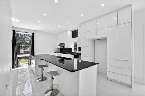 Kitchen - 405 Rue De La Montagne, Saint-Calixte, QC - Indoor