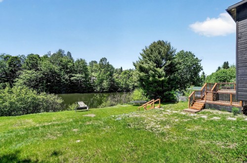 Courtyard - 405 Rue De La Montagne, Saint-Calixte, QC - Outdoor