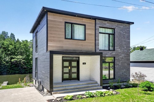 Front of Structure - 405 Rue De La Montagne, Saint-Calixte, QC - Outdoor With Exterior