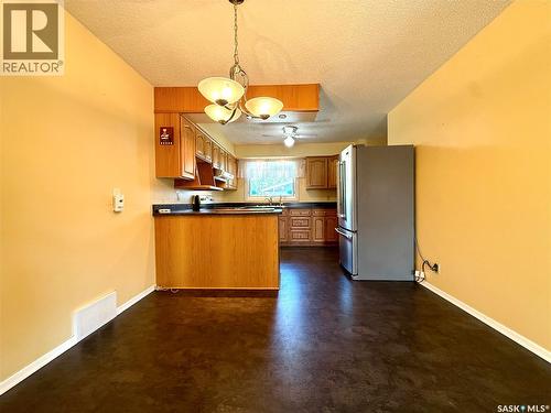 1317 Main Street, Canora, SK - Indoor Photo Showing Kitchen