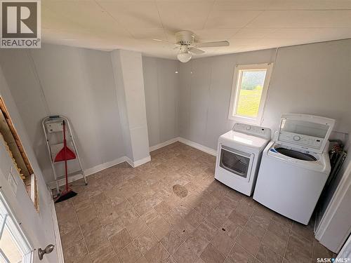 218 Main Street, Norquay, SK - Indoor Photo Showing Laundry Room