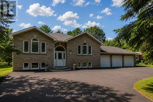 33 BIRCHWOOD TRAIL  Wasaga Beach, ON L9Z 1B1
