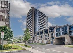 1940 IRONSTONE Drive Unit# 304  Burlington, ON L7L 0E4