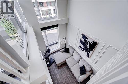 1940 IRONSTONE Drive Unit# 304  Burlington, ON L7L 0E4