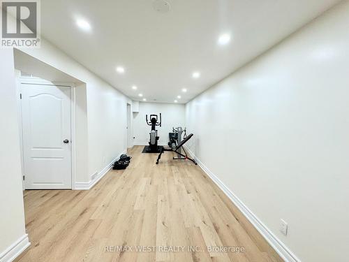 40 Maplehurst Square, Brampton, ON - Indoor Photo Showing Other Room