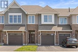 552 JACKDAW AVENUE  Ottawa, ON K2J 6N1