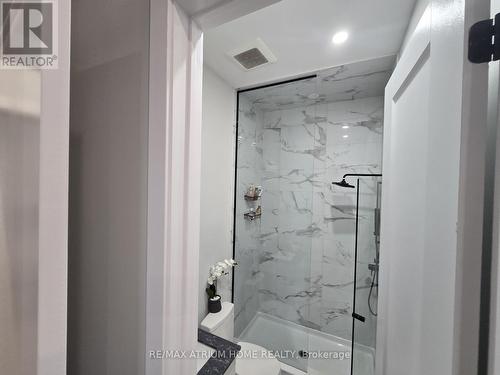 5 Norbury Crescent, Toronto, ON - Indoor