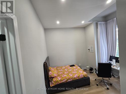 5 Norbury Crescent, Toronto, ON - Indoor