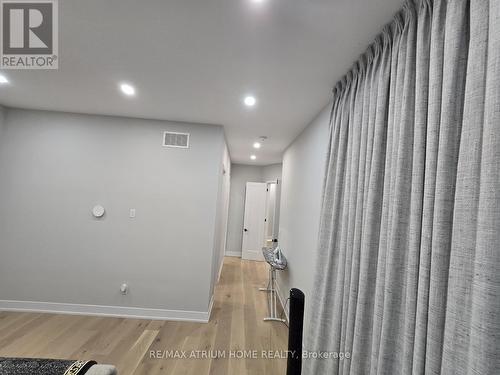 5 Norbury Crescent, Toronto, ON - Indoor