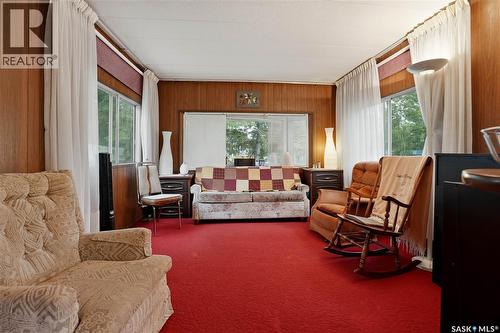 771 Joseph Crescent, Cochin, SK - Indoor Photo Showing Living Room
