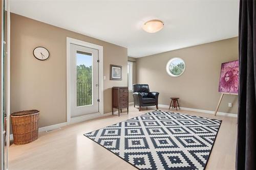 107 Hazel Ave, St Andrews, MB - Indoor