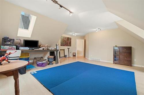 107 Hazel Ave, St Andrews, MB - Indoor