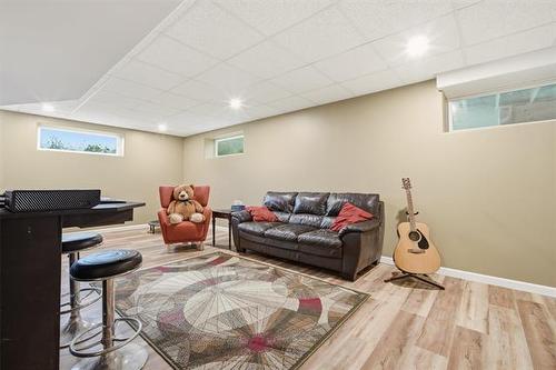 107 Hazel Ave, St Andrews, MB - Indoor Photo Showing Basement