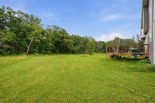 107 Hazel Ave, St Andrews, MB - Outdoor