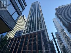 521 - 400 KING STREET W Toronto, ON M5V 1K2