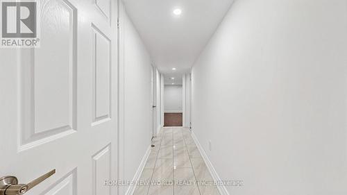 73 Doubtfire Crescent, Markham, ON - Indoor Photo Showing Other Room