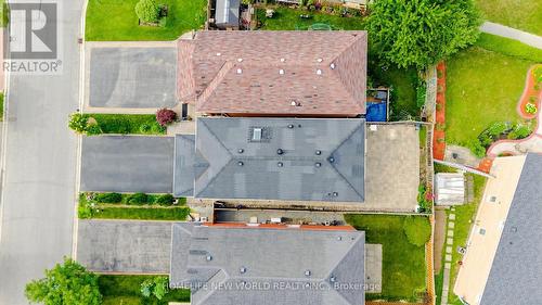 73 Doubtfire Crescent, Markham, ON - Outdoor