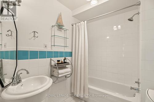 120 Riverdale Avenue, Ottawa, ON - Indoor Photo Showing Bathroom