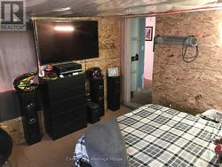 back bedroom, new insulation - 